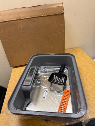 Extra large opened litter box - opened,